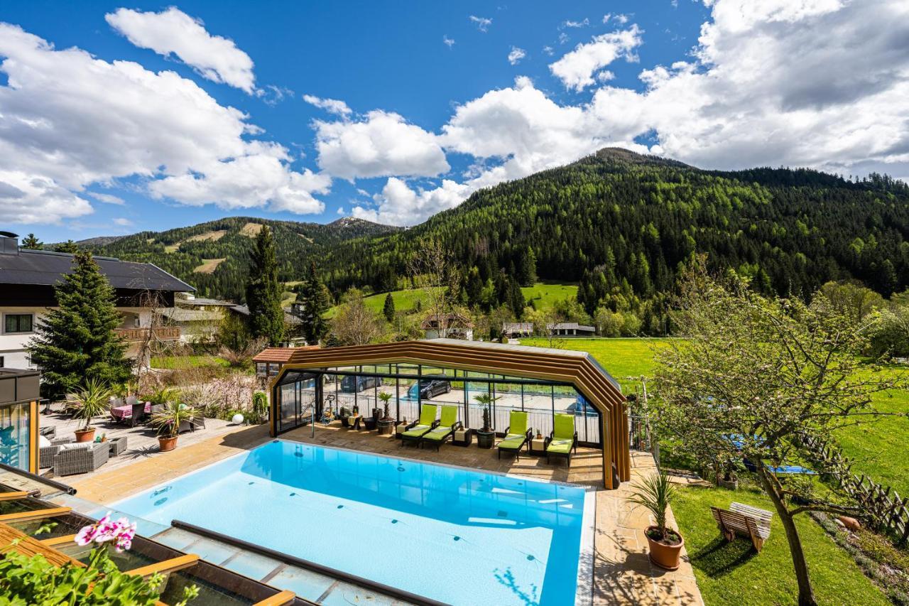 Genusshotel Almrausch Бад Кляйнкирххайм Экстерьер фото