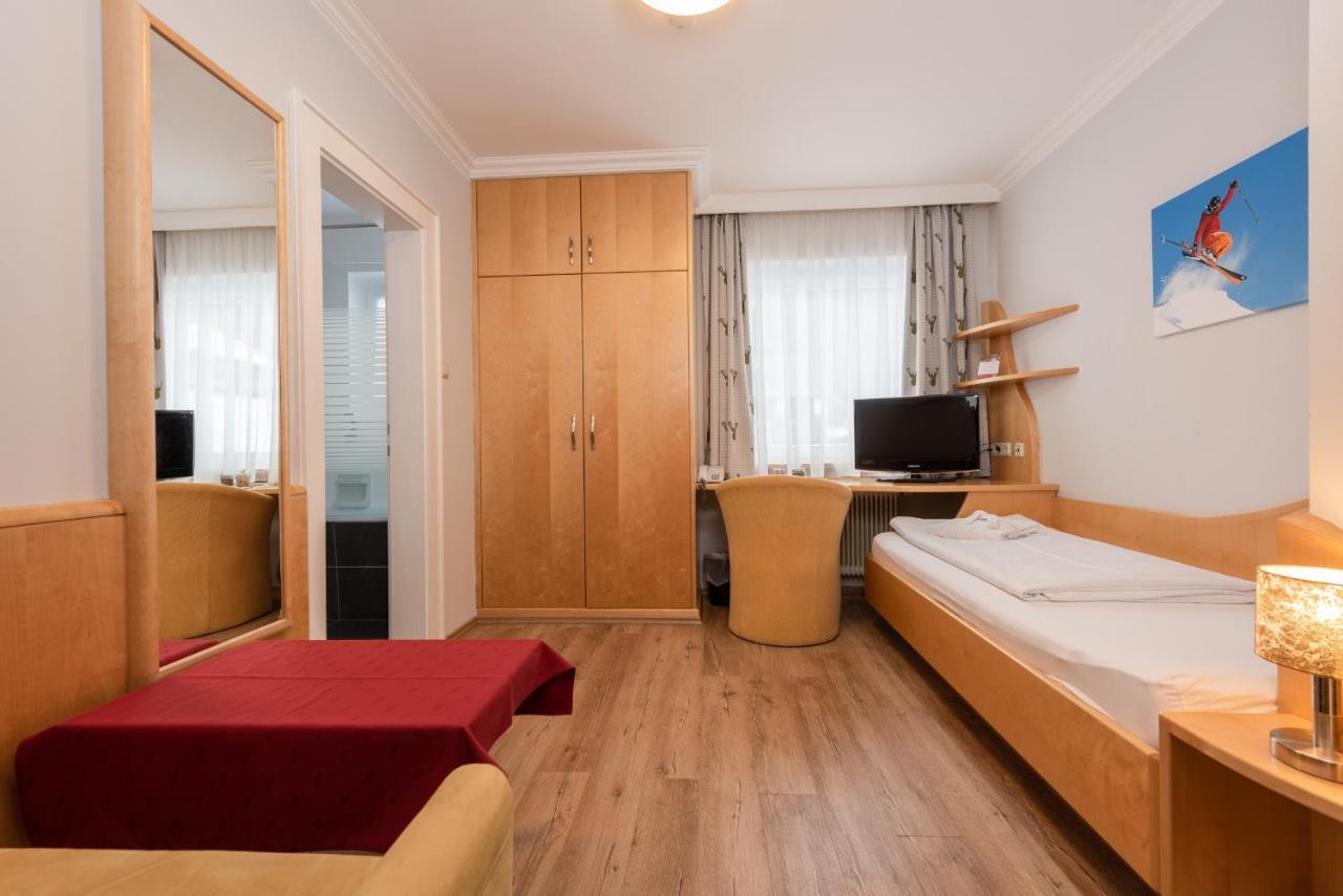 Genusshotel Almrausch Бад Кляйнкирххайм Экстерьер фото