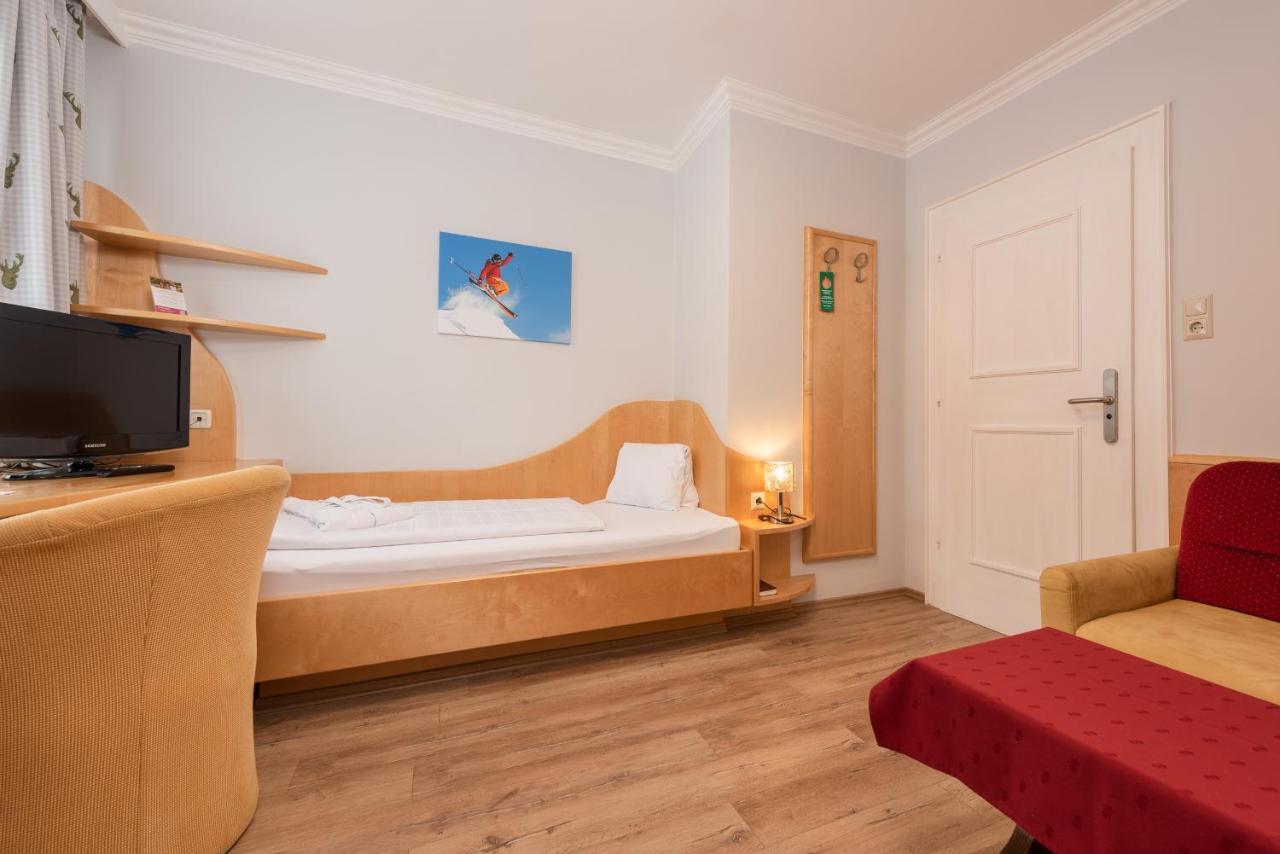 Genusshotel Almrausch Бад Кляйнкирххайм Экстерьер фото