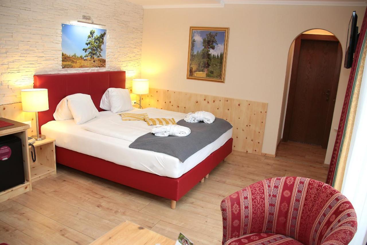 Genusshotel Almrausch Бад Кляйнкирххайм Экстерьер фото